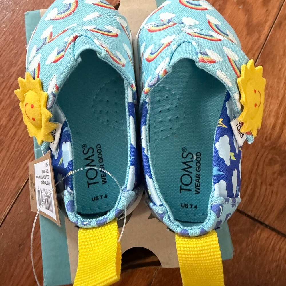 New TOMS Toddler Girl’s Blue Glow in the Dark Tiny Alpargata US Size 4C - Picture 4 of 9